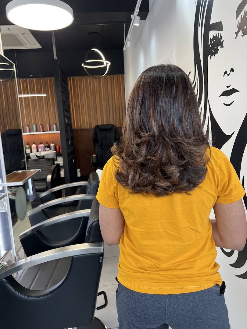 KAPIL STUDIO HAIR SPA & BEAUTY · Photos 5
